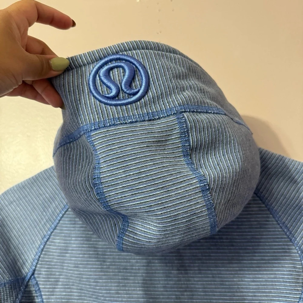 Lululemon Scuba Hoodie Microstripe Rocksteady Gradient Wee Stripe  Size 4 - Picture 10 of 11